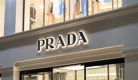 via del negozio prada di pavia|Negozi Prada in Italia, Europa e nel Mondo .